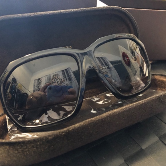 Tom Ford Sunglasses - Picture 8 of 14